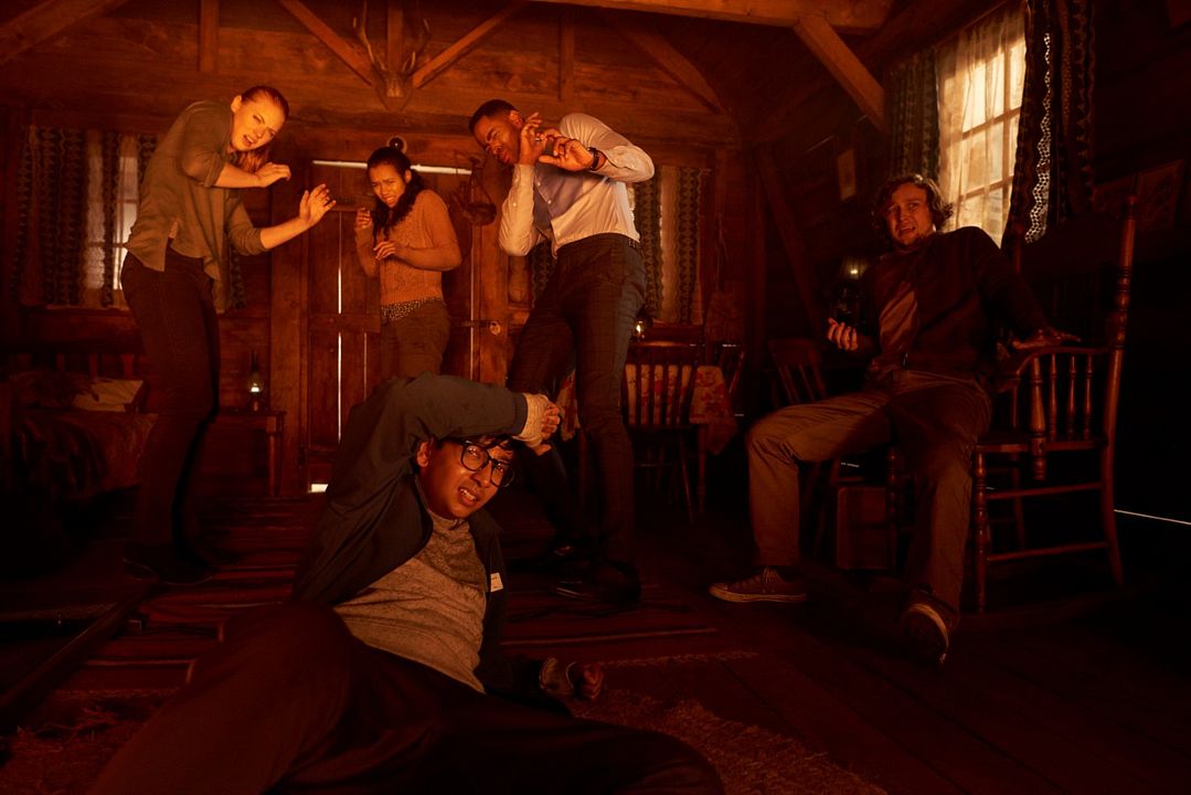 Ölümcül Labirent : Fotoğraf Deborah Ann Woll, Nik Dodani, Taylor Russell, Jay Ellis, Logan Miller